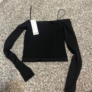 Earless off the shoulder Urban Outfitters too